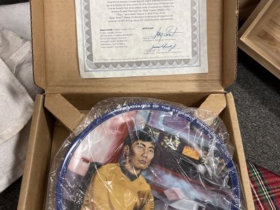 Star Trek Plate Sulu