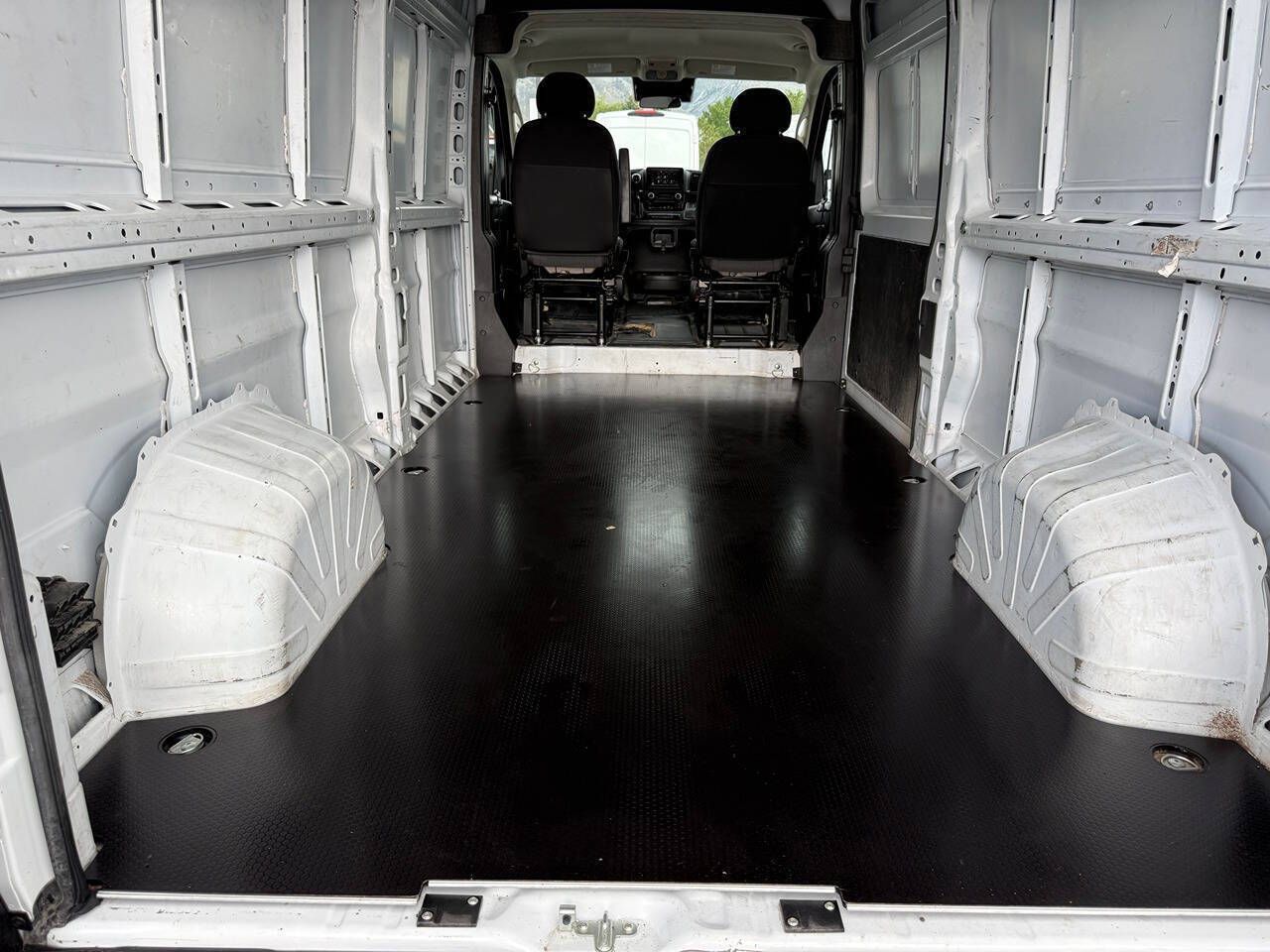 Main image 21