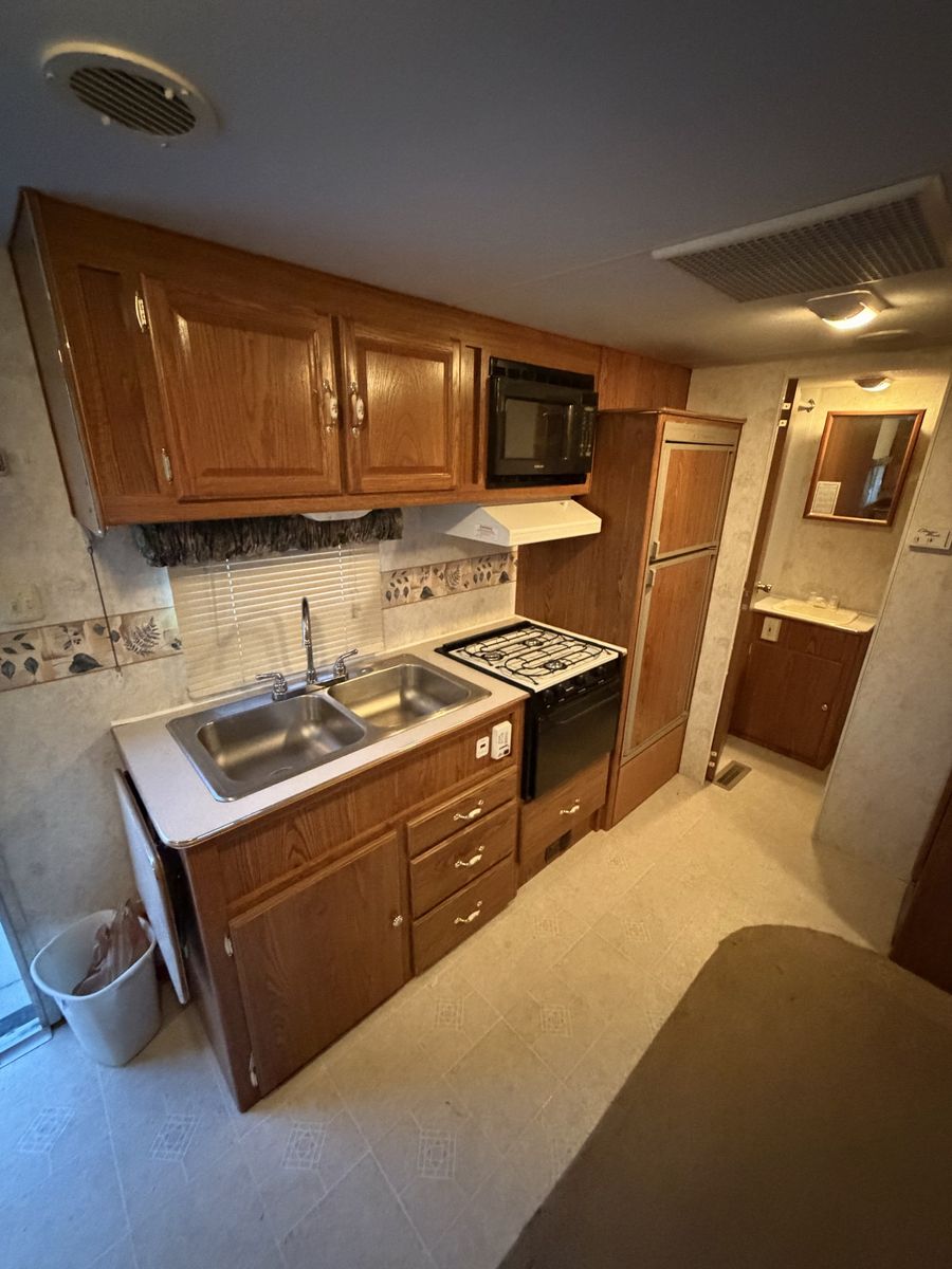 Main image 10