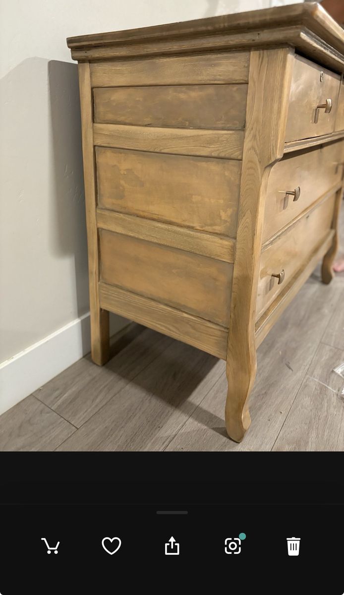 Main image 8