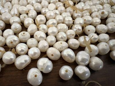 Lot Of 170 Freshwater Pearls W/ Holes For Jewelry