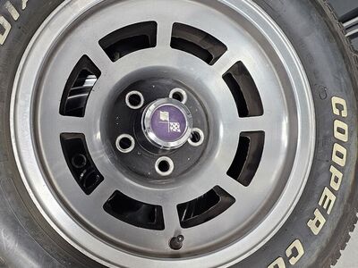C3 1976-1982 Chevrolet Corvette YJ8 Wheel Set
