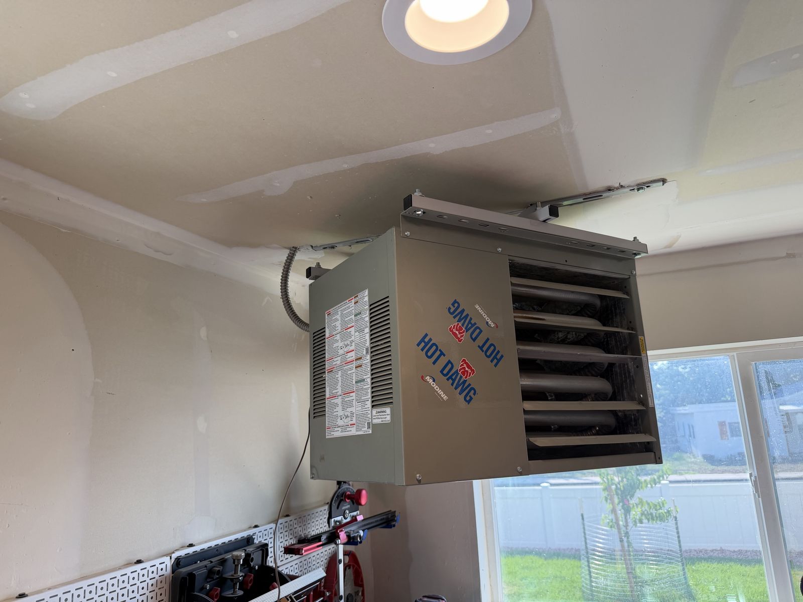 Main image 2