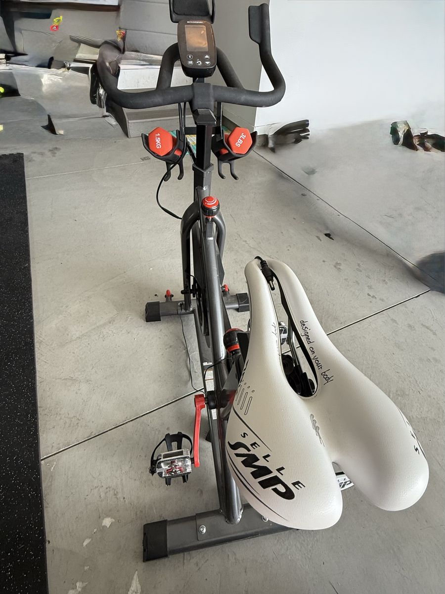 Schwinn IC4 Indoor Cycling Bike - Excellent Condition (Peloton & Zwift Compatible)