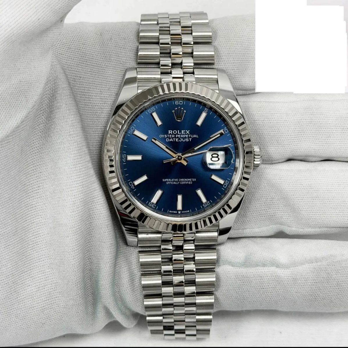 2024 Rolex Date just 41 Blue Dial jubilee white gold bezel