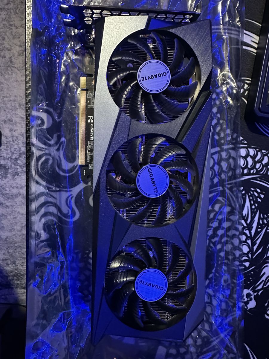 Gigabyte GeForce RTX 3060 12GB GDDR6 3X Cooling System Graphics Card