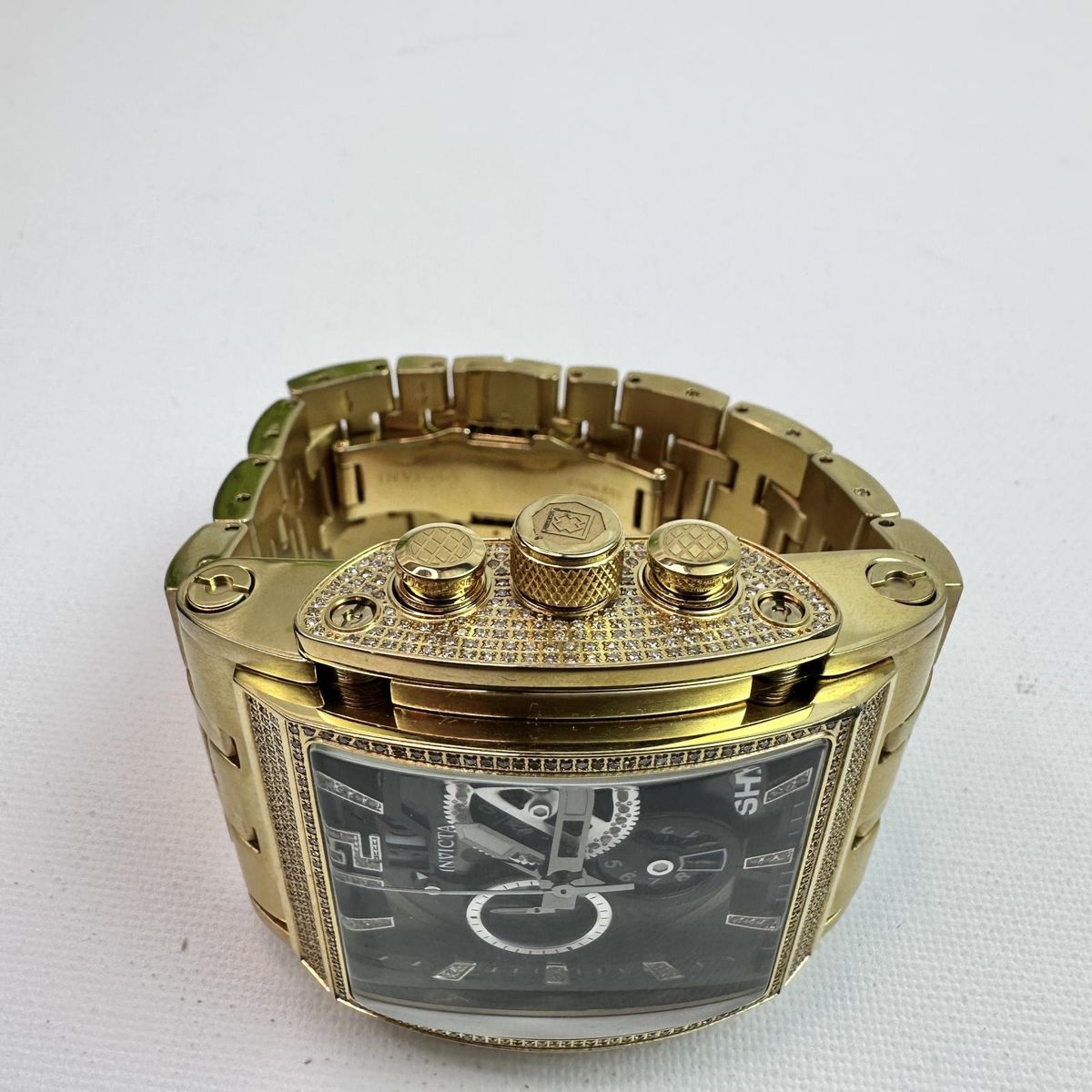 Main image 6
