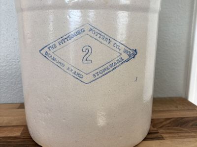 Vintage Pittsburgh Pottery Co 2 Gal Crock