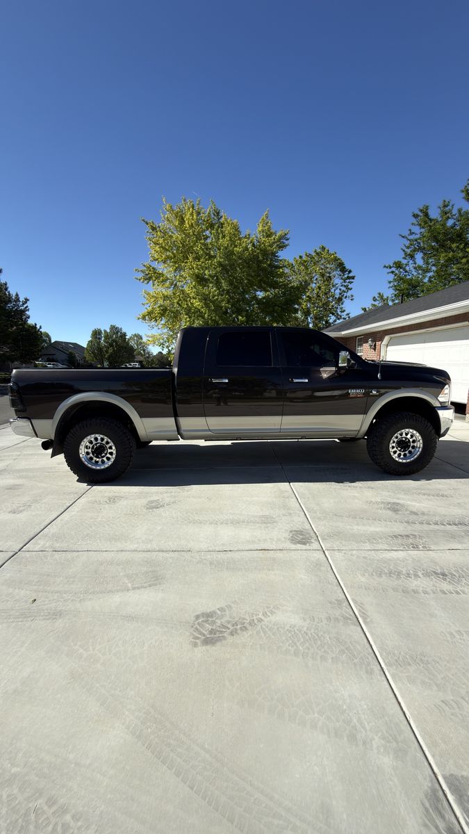 2010 Dodge Ram 2500 Laramie