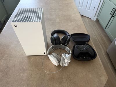1TB Xbox series X with gen 2 elite contoller