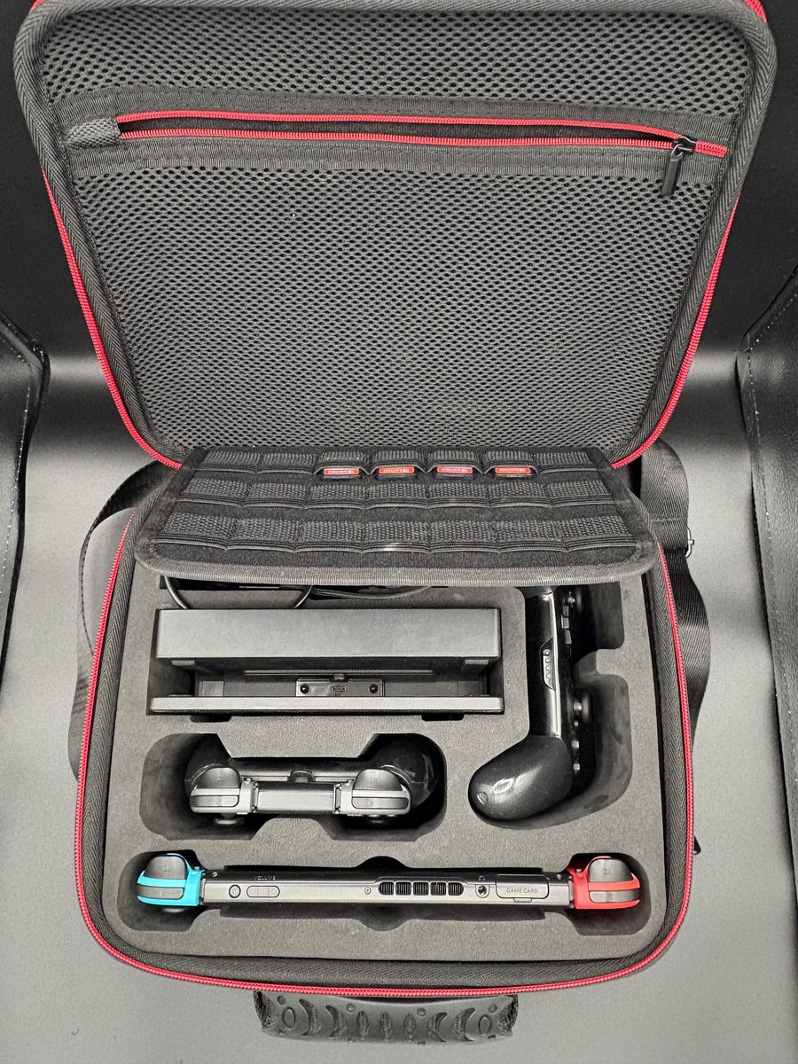 Nintendo Switch HAC-001 Game Console with Carrying Case and accessories $300 cash/venmo in Draper