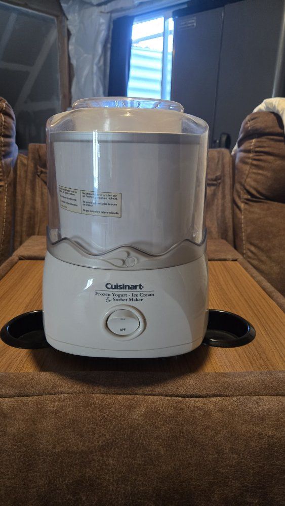 Cuisinart ICE-21 Frozen Yogurt, Ice Cream & Sorbet Maker - White, Excellent Condition