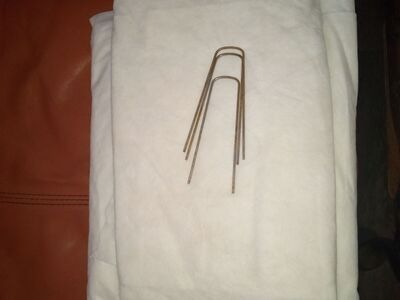 Garden blanket keeps plants from freezing