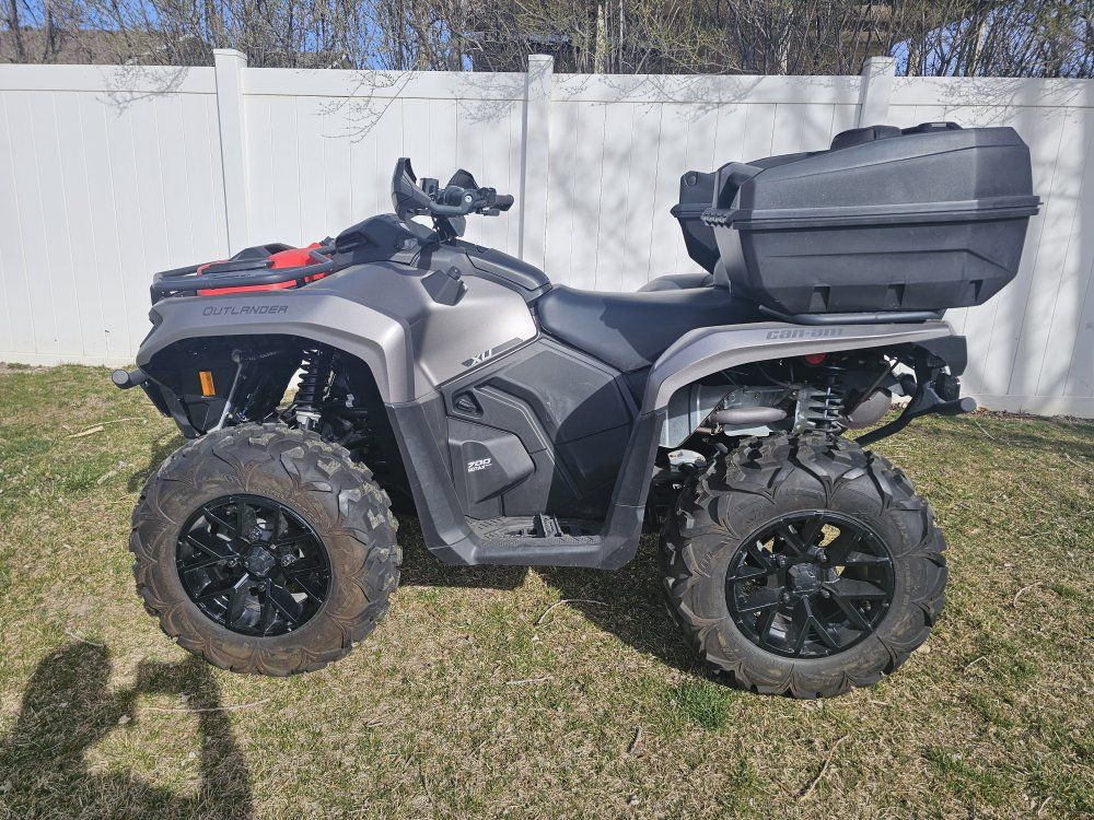 2023 CAN-AM Outlander 700XT DPS
