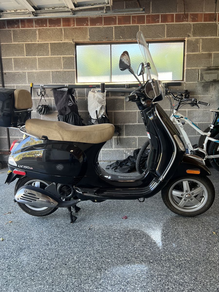 Vespa LX 150 ie
