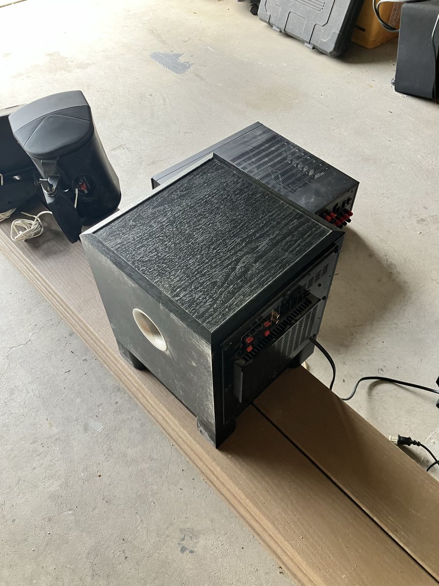 Main image 6