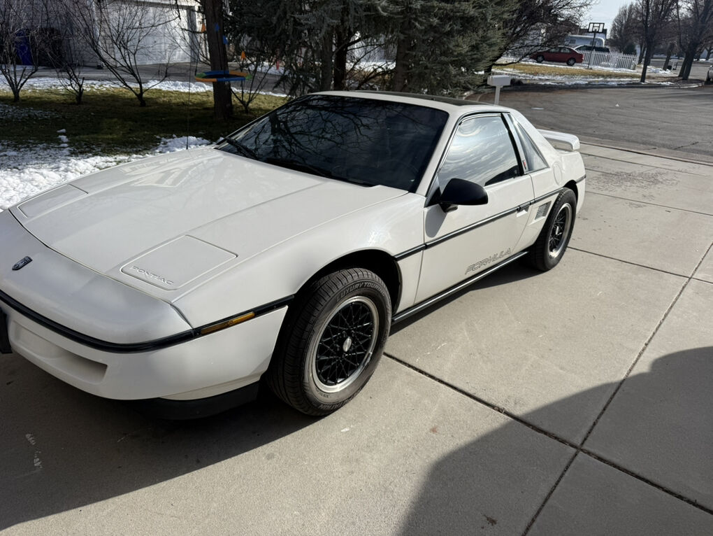 1988 PONTIAC FIERO Formula