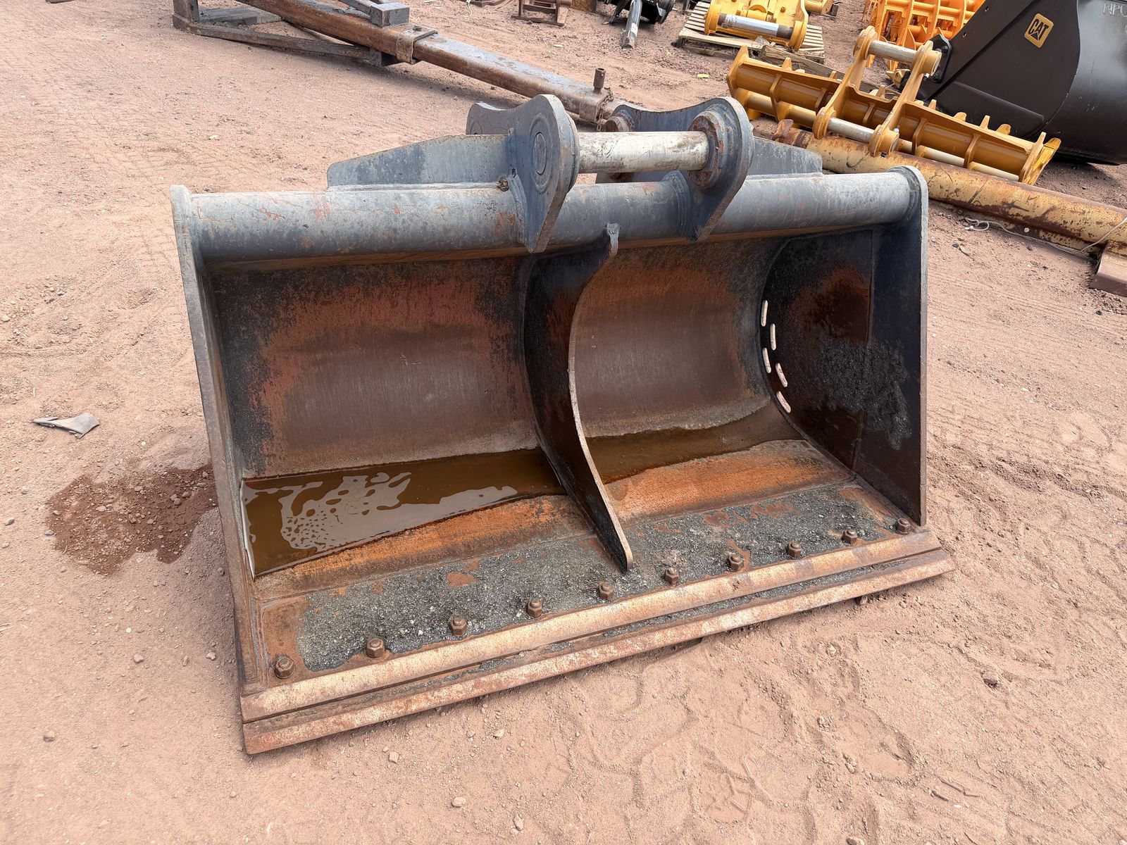 Main image 2