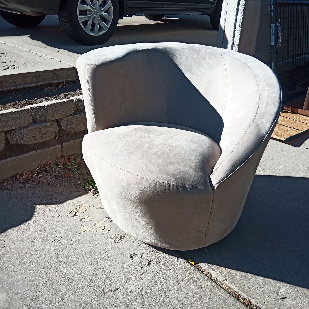 Vladimir Kagan 'Nautilus' Chair in tan suede