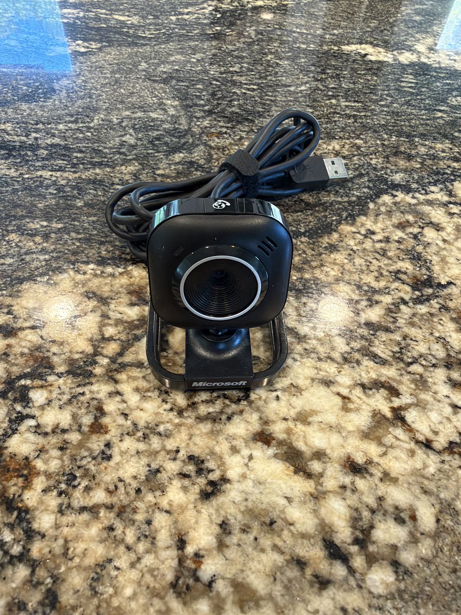 Microsoft LifeCam VX-2000 Webcam | USB | Works Great