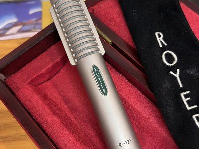 Royer R-121 Ribbon Microphone