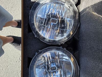 Jeep wrangler headlights