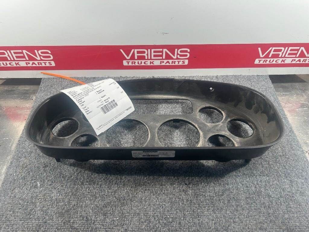 Peterbilt 320 Instrument Panel Cluster