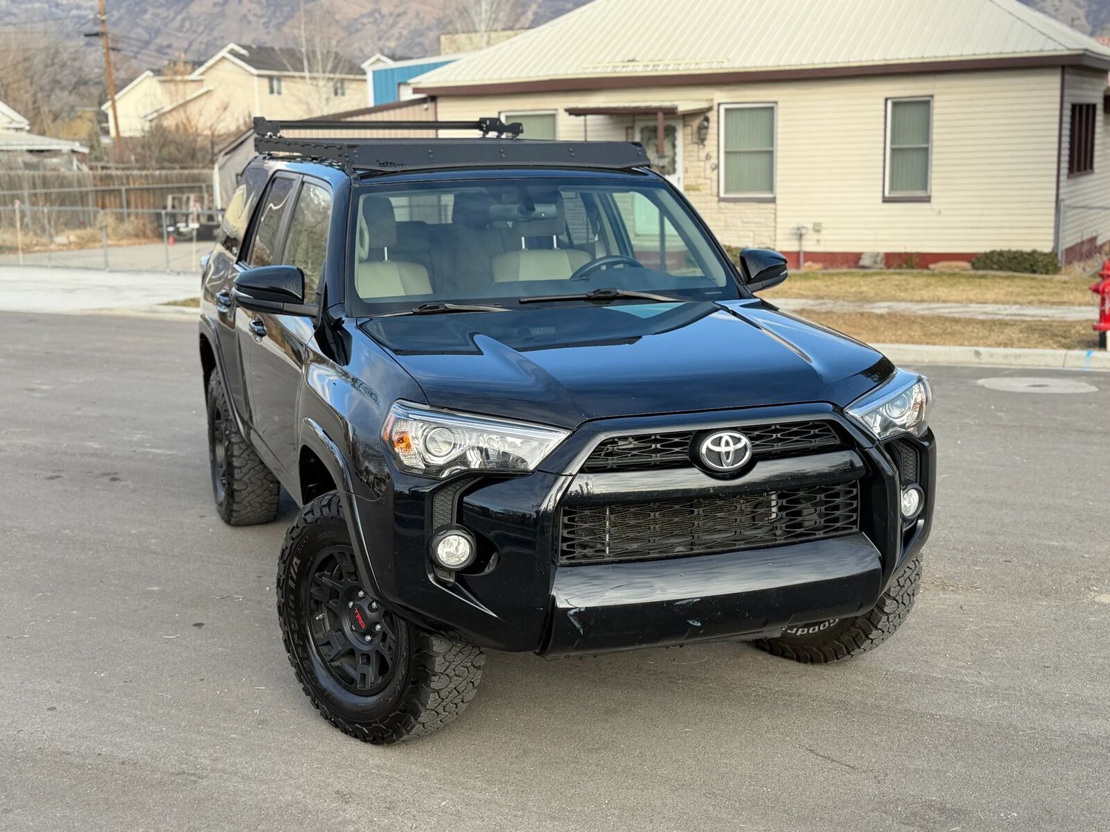 2018 TOYOTA 4RUNNER SR5 Premium