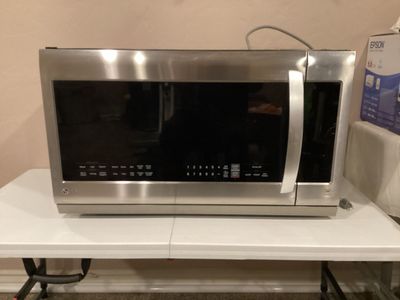 LG Microwave oven