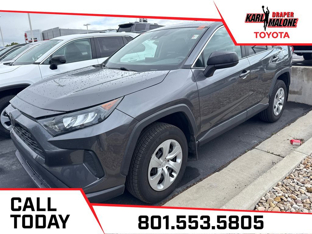 2022 Toyota RAV4 LE