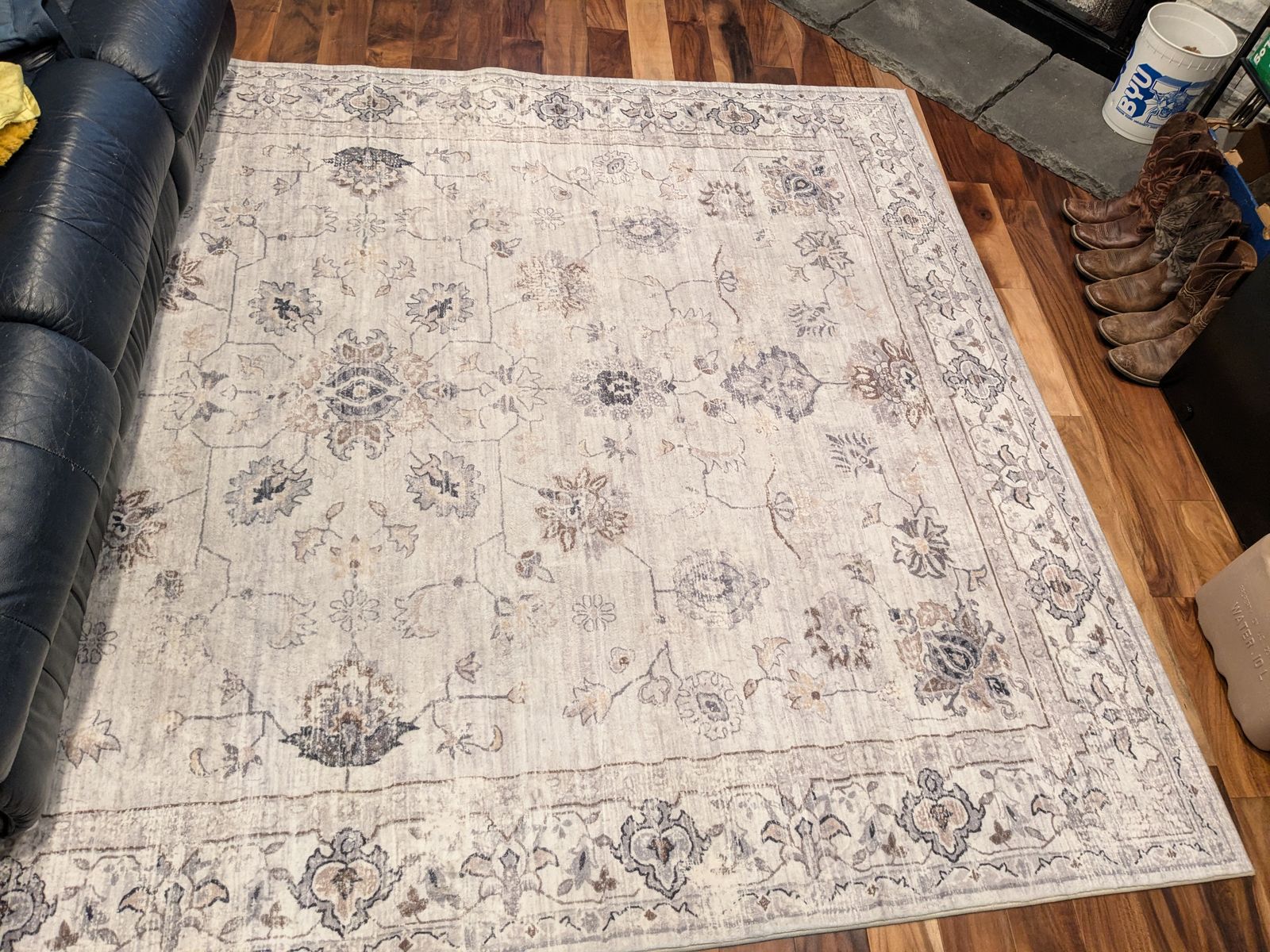 Extra large beautiful faux rug