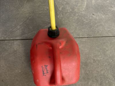 Gas cans, plastic