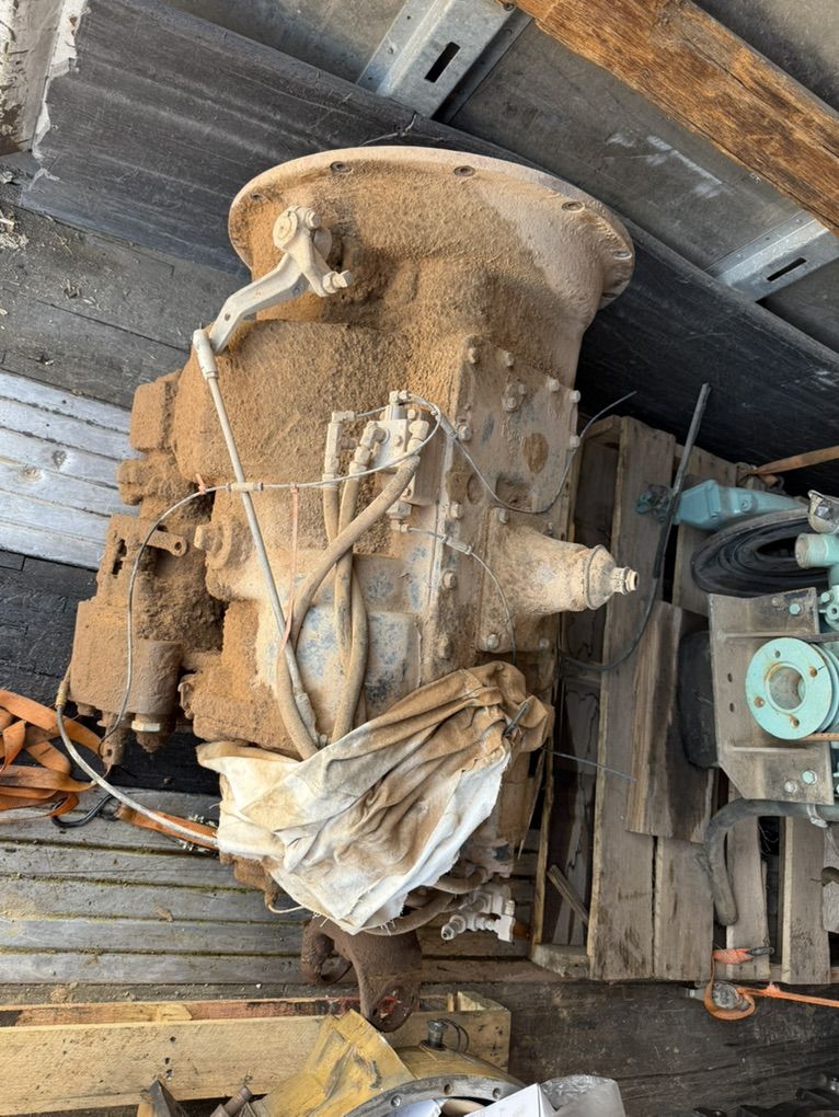 Eaton 15 Speed With Pto