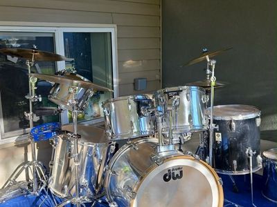 9 Piece Pearl EX Drum Kit
