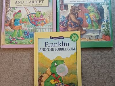 Franklin the Turtle Kids Can Read Book Lot: Franklin & Harriet, Has a Sleepover, & Bubble Gum