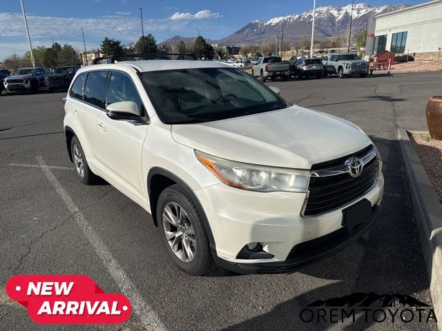2016 Toyota Highlander LE Plus