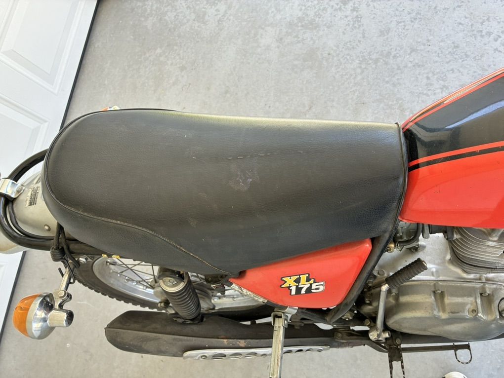 Main image 3