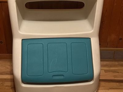 Step2 Lift & Hide Kids Toy Box Storage Chest & Bookshelf