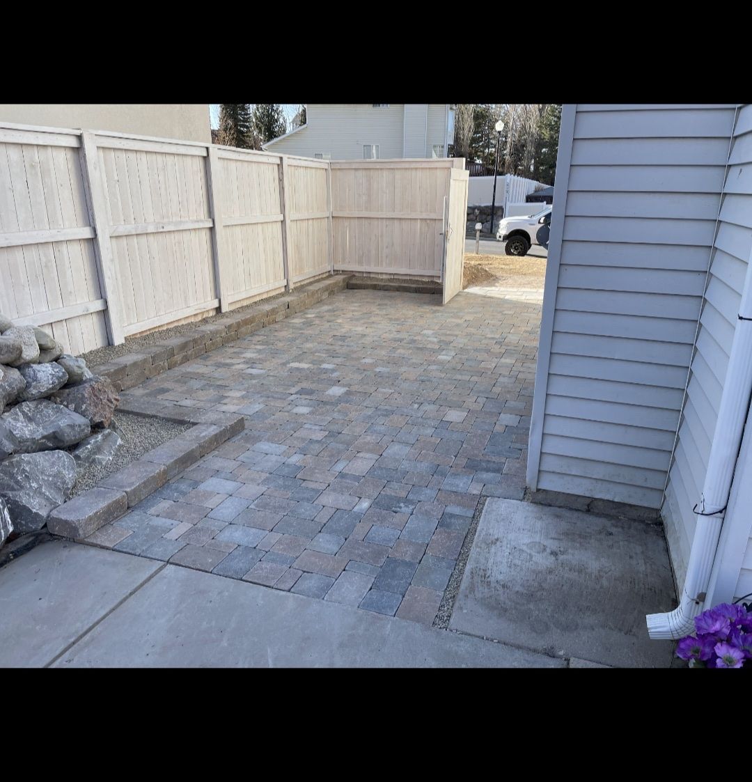 Main image 23