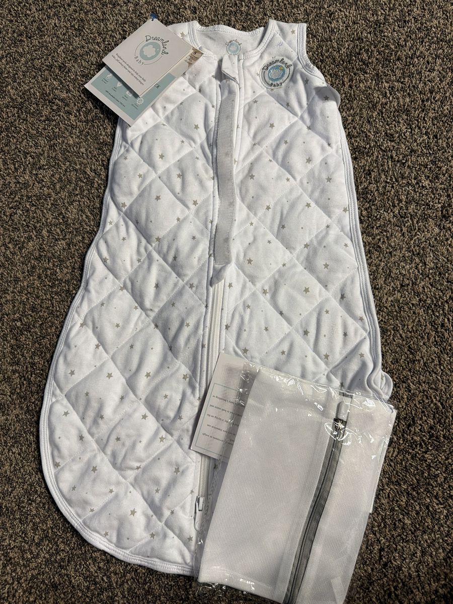 Dreamland Baby Co Weighted Sleep Sack White with Star Pattern