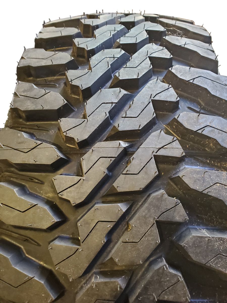 4 NOS YOKOHAMA GEOLANDAR M/T G003 BSW LT 285 70 17 121/118Q 10PLY MUD TIRE 110133320