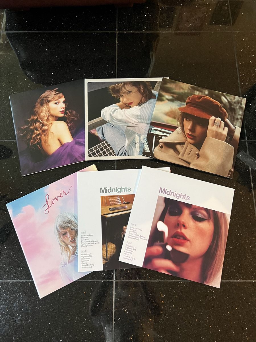 Taylor Swift Record/Vinyl Collection - Lover, Midnights, Red, Speak Now, 1989 (Taylor's Version)