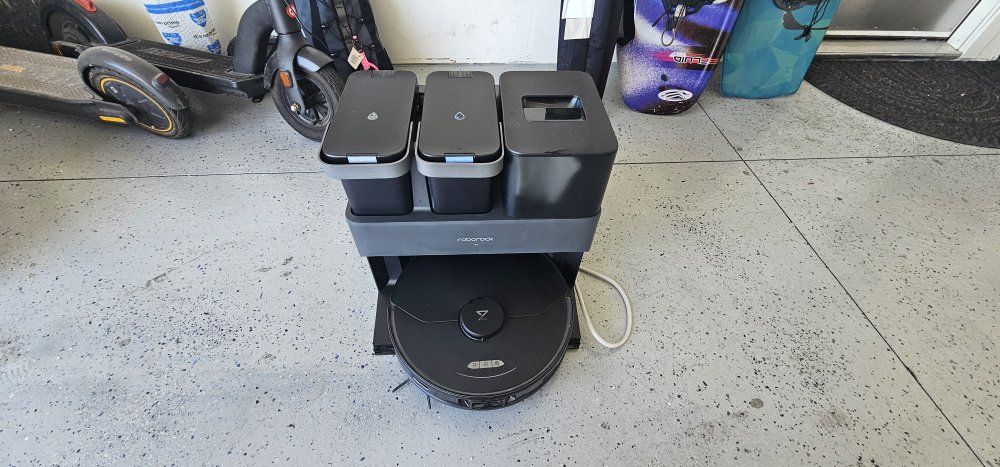Roborock S7 MaxV Ultra Mop Vac Empty Wash Fill