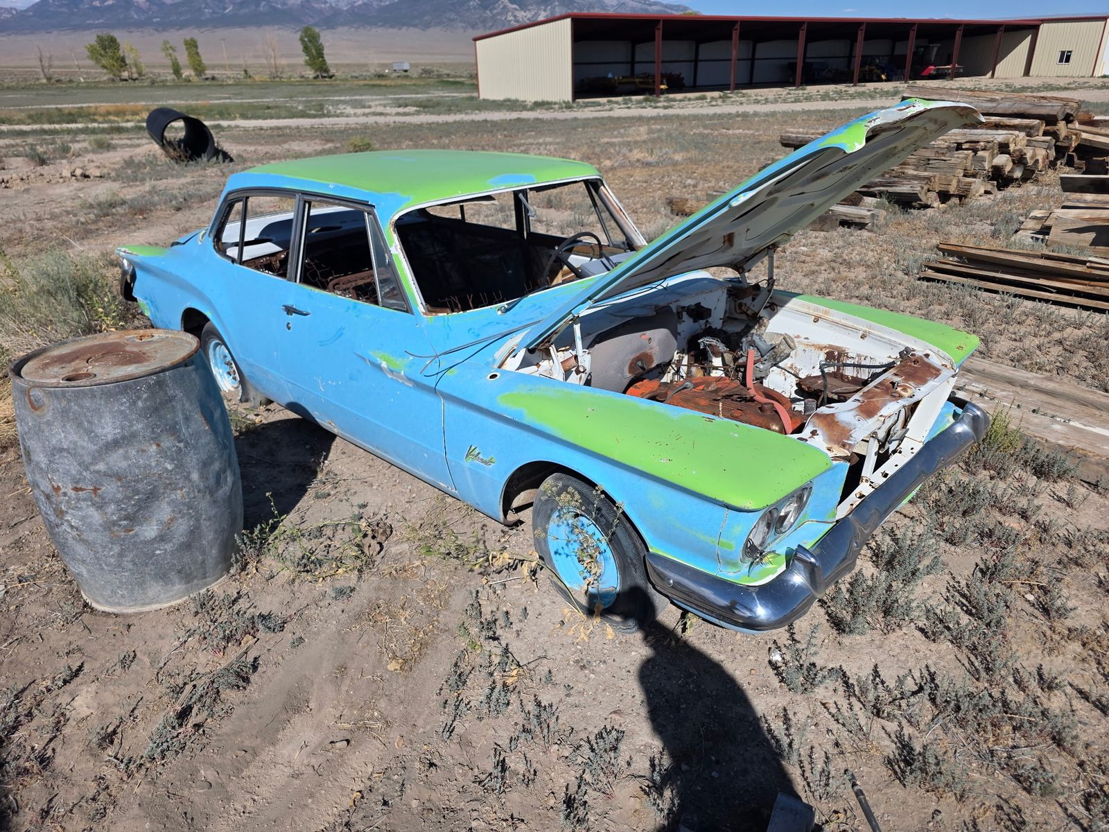 Vintage Plymouth Valiant 2-Door Sedan - Parts Car / Restoration Project - Blue & Green