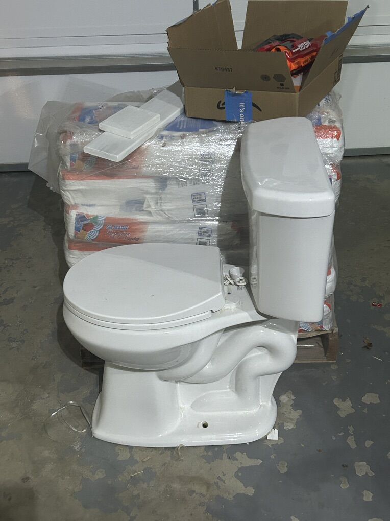 Toilet In Great Condition