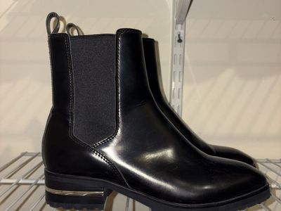 Black Dolce Vita Women’s Shoes