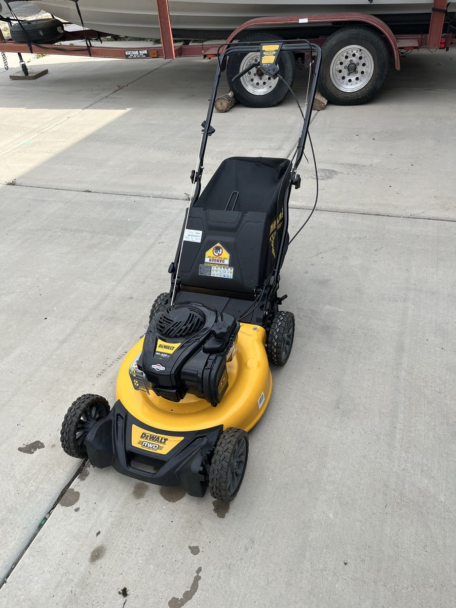 Brand New Self Propelled Dewalt 150cc Lawn Mower $350