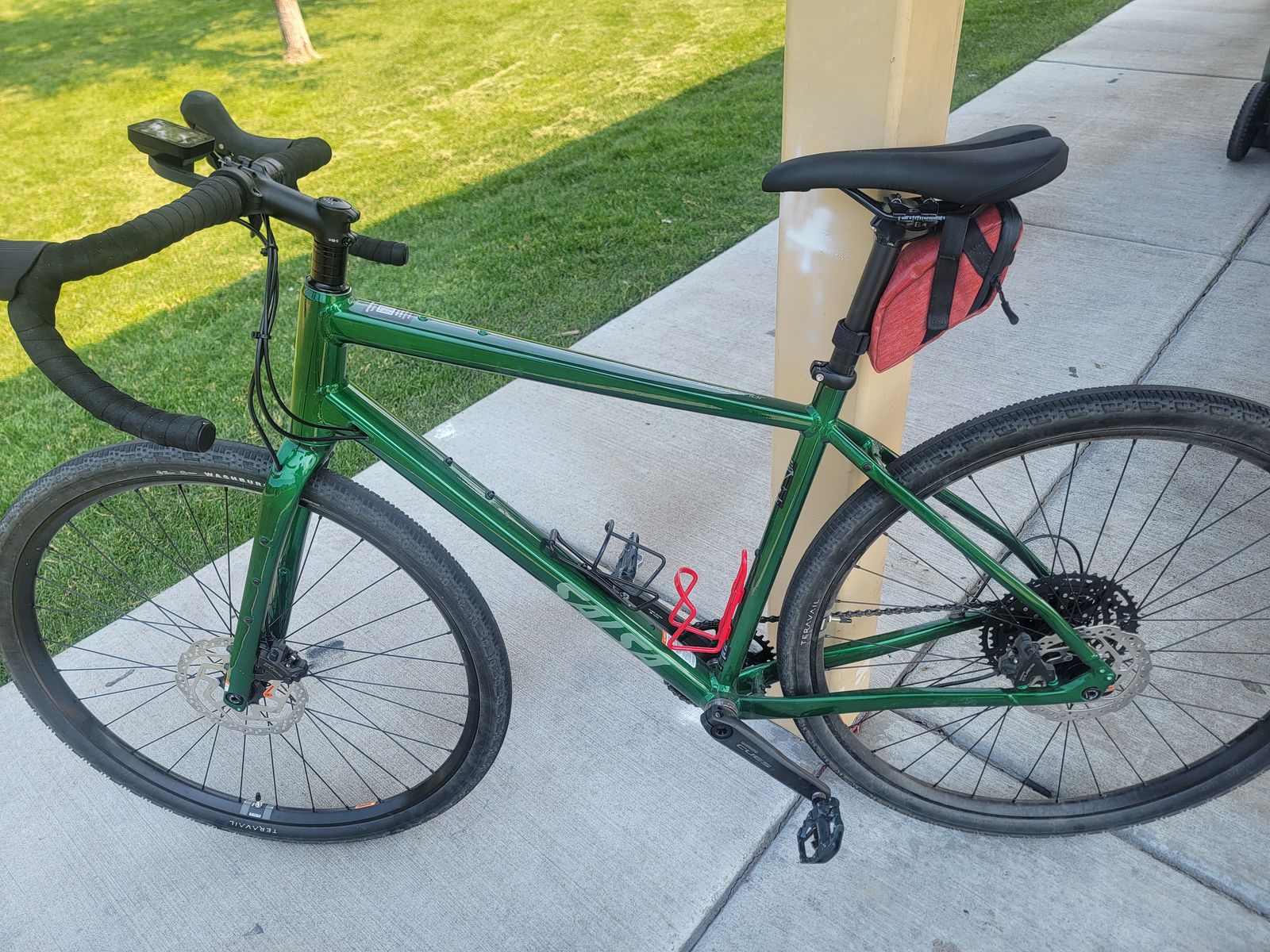 Salsa Journeyer Gravel Bike