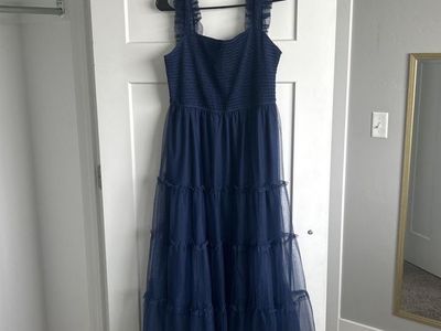 Navy blue tulle dress - size large