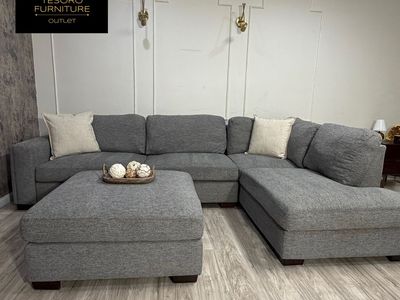 THOMASVILLE MAYCEN SECTIONAL WE OFFER DELIVERY